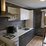 Chalet Lizzy